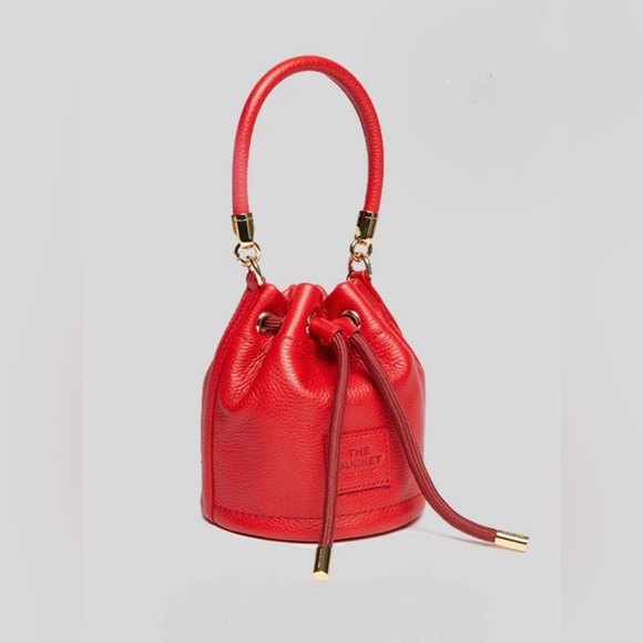 👜🔴MARC JACOBS THE LEATHER MICRO BUCKET - NWT🔴👜 - Picture 13 of 16